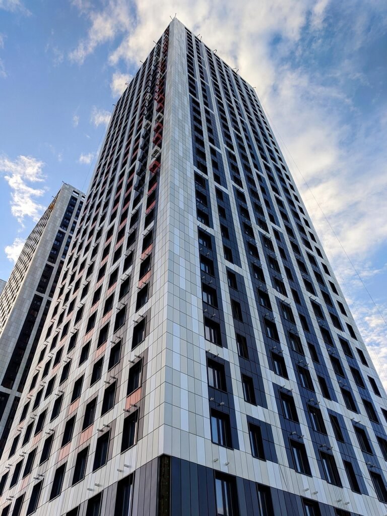 Landlord of flat in high rise block seeking mortgage options.